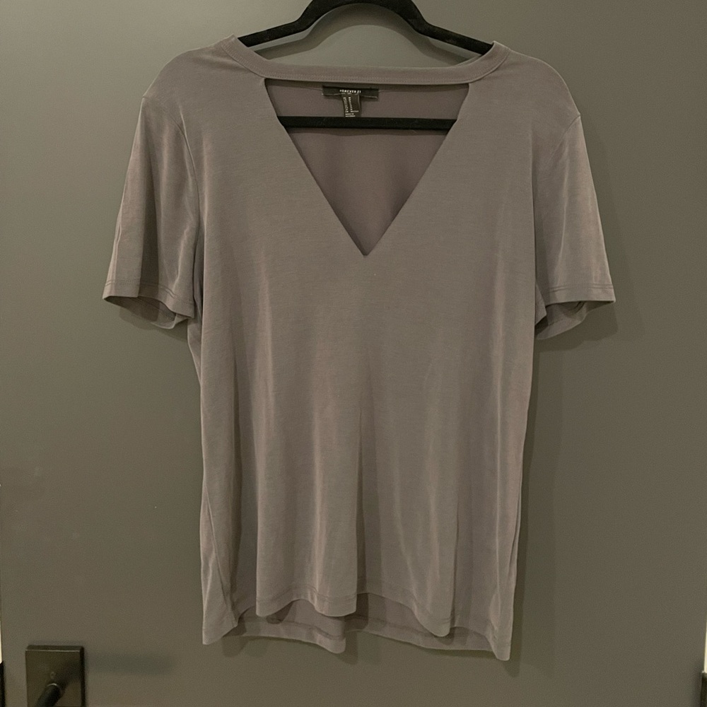 Forever 21 t shirt in great condition.